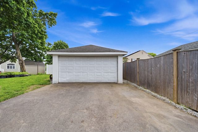 11 Conrad St, Quincy, MA 02169