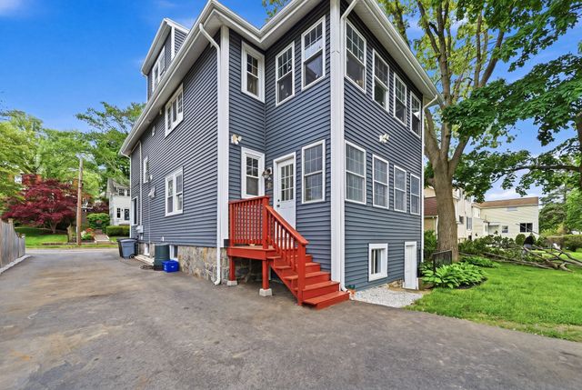 11 Conrad St, Quincy, MA 02169