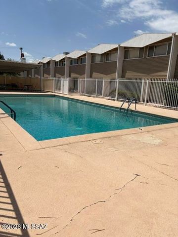 1776 S Palo Verde Ave Apt E212, Tucson, AZ 85713
