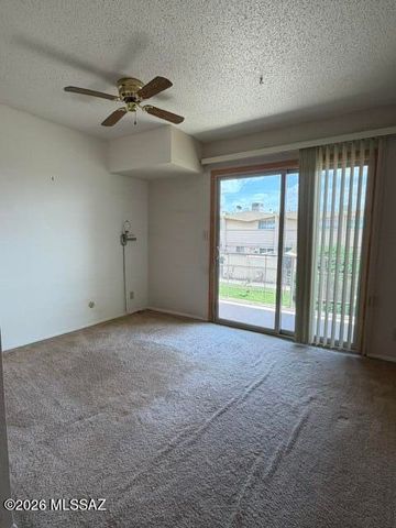 1776 S Palo Verde Ave Apt E212, Tucson, AZ 85713