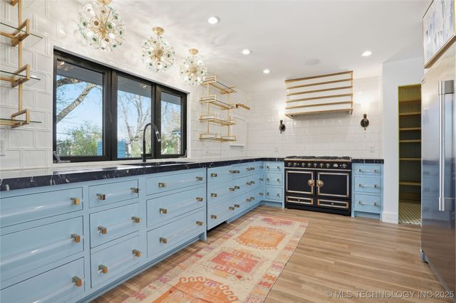 2827 E 39th Street, Tulsa, OK 74105