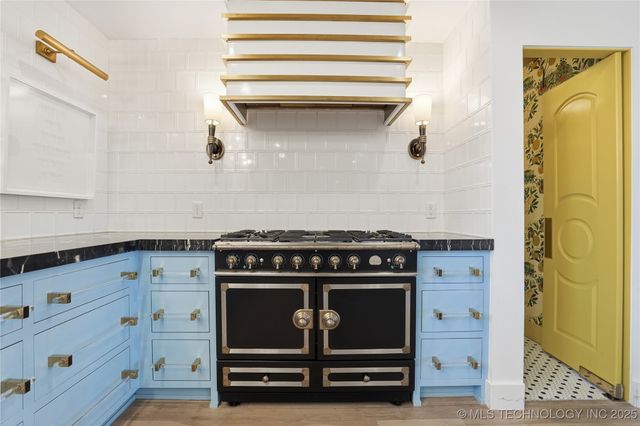 2827 E 39th Street, Tulsa, OK 74105