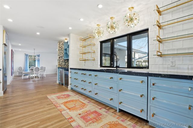 2827 E 39th Street, Tulsa, OK 74105