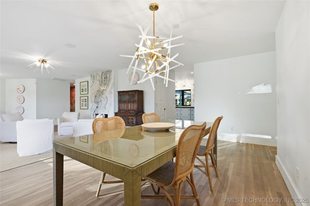 2827 E 39th Street, Tulsa, OK 74105