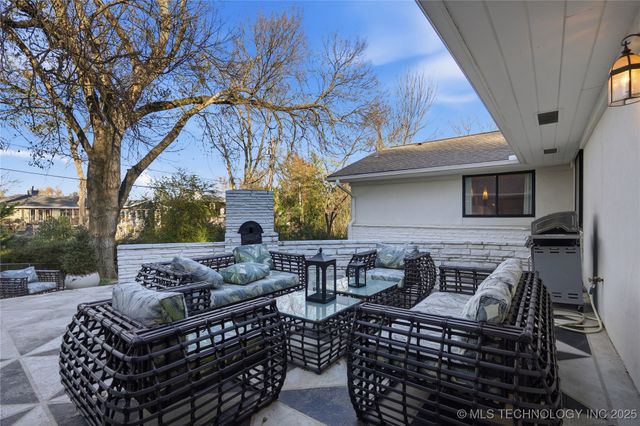 2827 E 39th Street, Tulsa, OK 74105