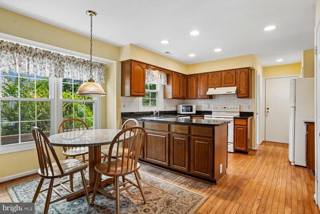 201 WESTRIDGE DR, Mount Airy, MD 21771