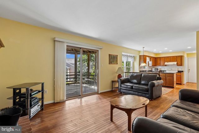 201 WESTRIDGE DR, Mount Airy, MD 21771