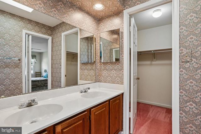 201 WESTRIDGE DR, Mount Airy, MD 21771