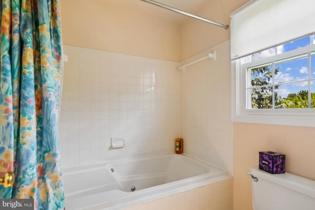 201 WESTRIDGE DR, Mount Airy, MD 21771