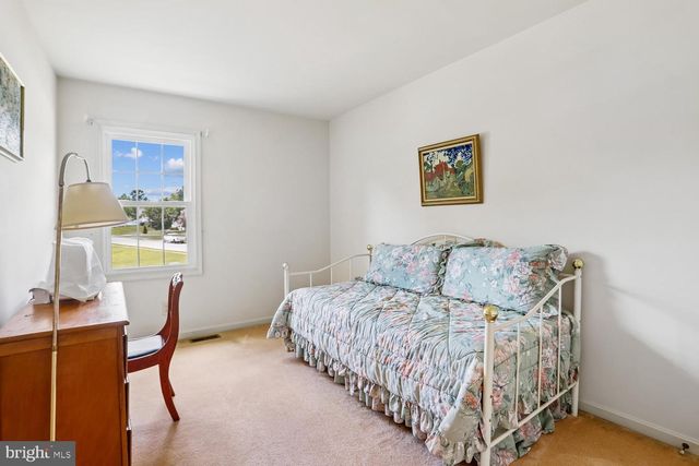 201 WESTRIDGE DR, Mount Airy, MD 21771