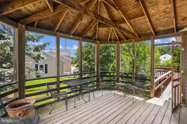 201 WESTRIDGE DR, Mount Airy, MD 21771