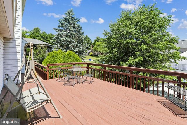 201 WESTRIDGE DR, Mount Airy, MD 21771