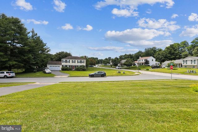 201 WESTRIDGE DR, Mount Airy, MD 21771