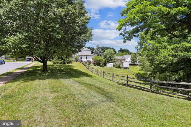 201 WESTRIDGE DR, Mount Airy, MD 21771