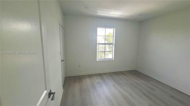 619 NE 4th St, Florida City, FL 33034