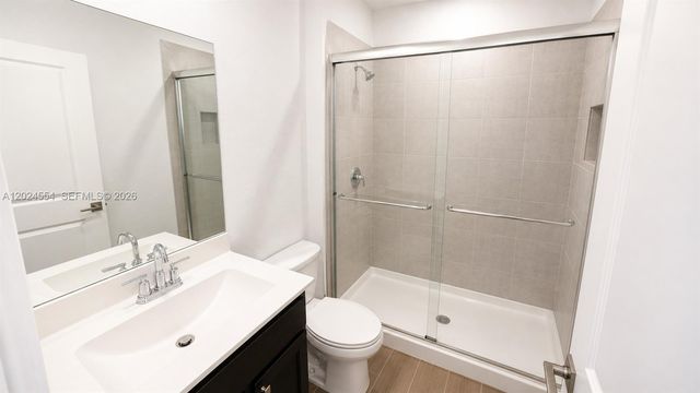 619 NE 4th St, Florida City, FL 33034