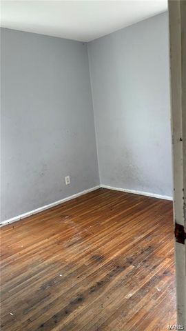 244 Estridge Road, St Louis, MO 63137