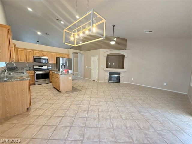 5123 Fiji Island Court, North Las Vegas, NV 89031