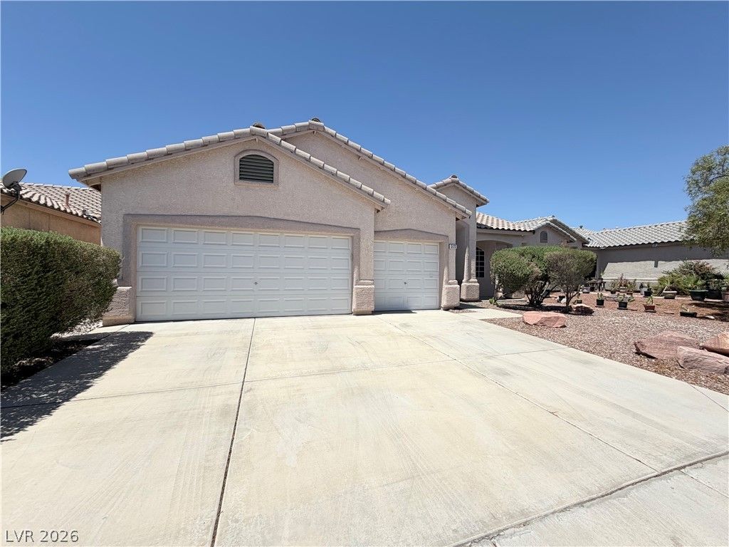 5123 Fiji Island Court, North Las Vegas, NV 89031
