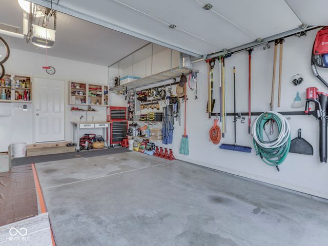 664 Vandyke Way, Greenwood, IN 46142