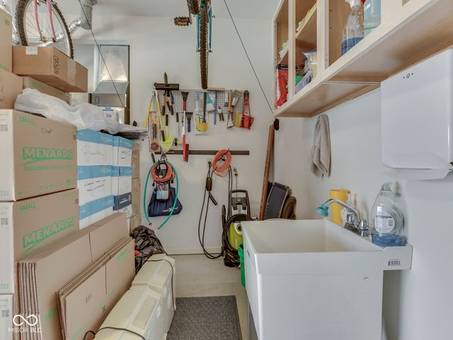 664 Vandyke Way, Greenwood, IN 46142