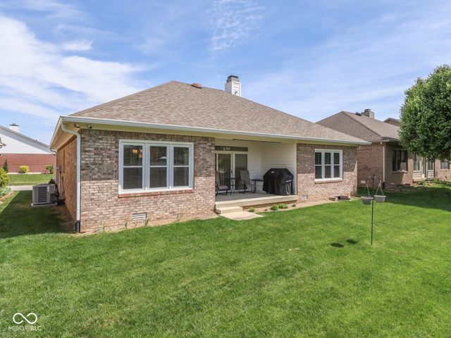 664 Vandyke Way, Greenwood, IN 46142