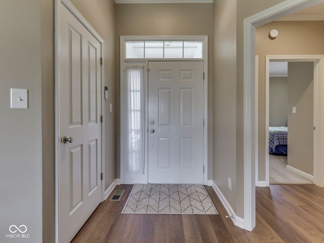 664 Vandyke Way, Greenwood, IN 46142