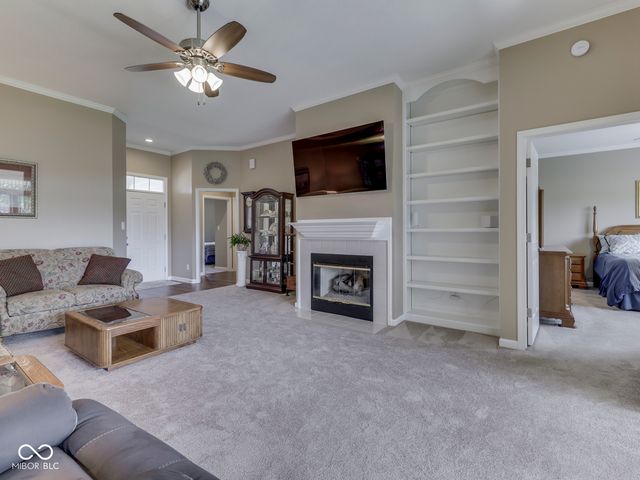 664 Vandyke Way, Greenwood, IN 46142