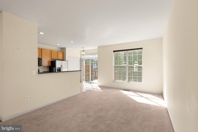 15720 PALERMO TER, Woodbridge, VA 22191