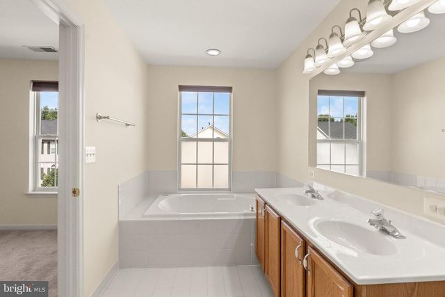 15720 PALERMO TER, Woodbridge, VA 22191