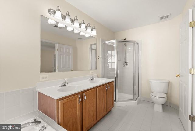 15720 PALERMO TER, Woodbridge, VA 22191