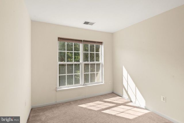 15720 PALERMO TER, Woodbridge, VA 22191