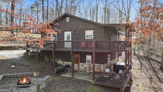 97 Cowboy Way, Mineral Bluff, GA 30559
