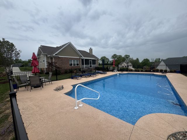 1217 Ballentrace Blvd, Lebanon, TN 37087