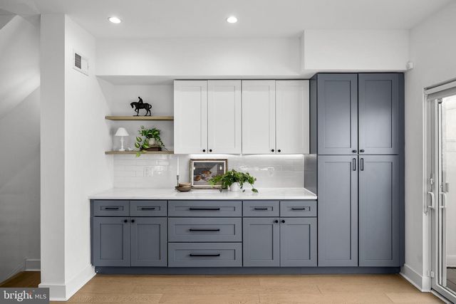 9522 GOLFVIEW LN, Philadelphia, PA 19114