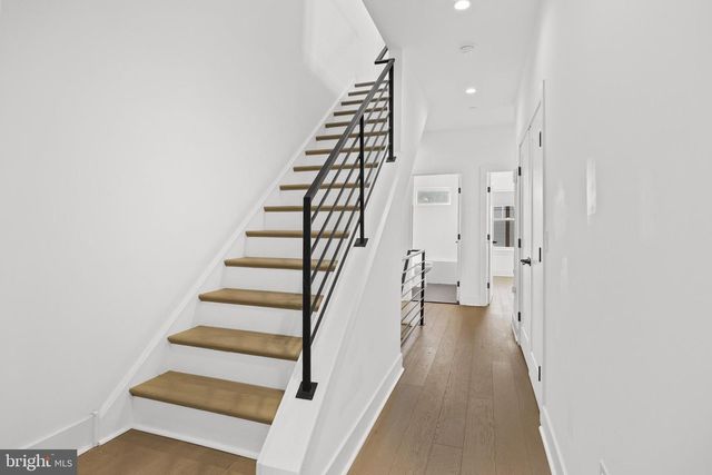 9522 GOLFVIEW LN, Philadelphia, PA 19114