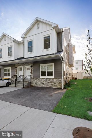9522 GOLFVIEW LN, Philadelphia, PA 19114