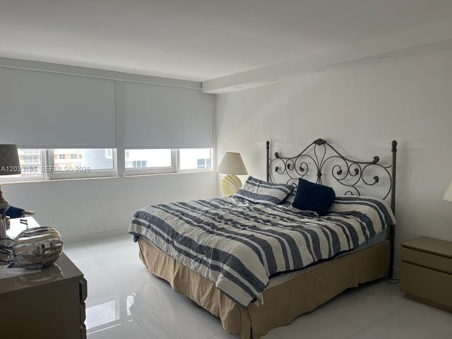 2030 S Ocean Drive 1706, Hallandale Beach, FL 33009