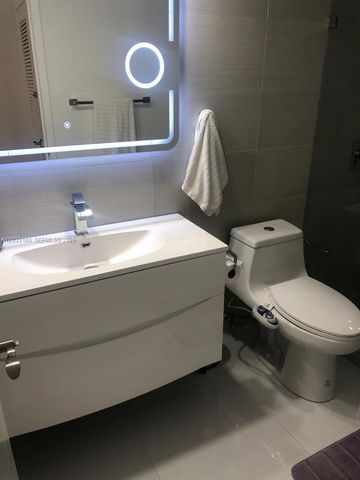 2030 S Ocean Drive 1706, Hallandale Beach, FL 33009