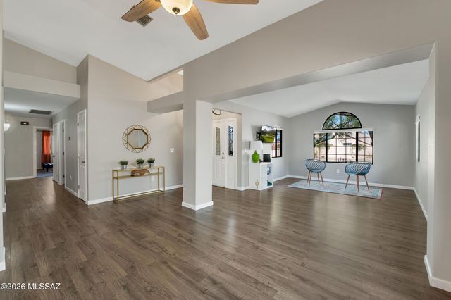 12480 N Copper Queen Way, Oro Valley, AZ 85755