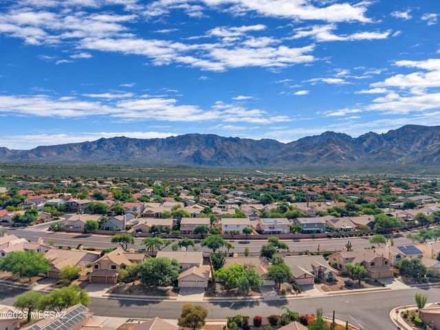 12480 N Copper Queen Way, Oro Valley, AZ 85755