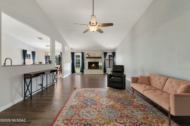 12480 N Copper Queen Way, Oro Valley, AZ 85755
