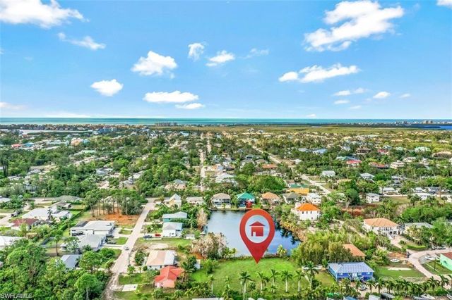 3870 Bennett LN, Bonita Springs, FL 34134