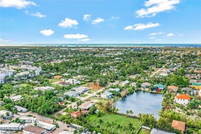 3870 Bennett LN, Bonita Springs, FL 34134