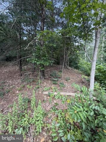 94 WHITE HOUSE RD, Shippensburg, PA 17257