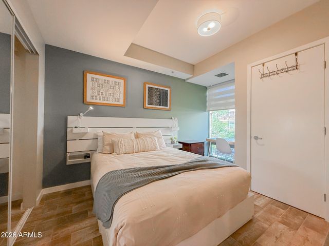 7137 E RANCHO VISTA Drive 2004, Scottsdale, AZ 85251