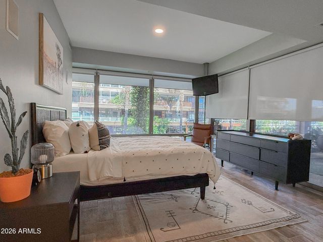 7137 E RANCHO VISTA Drive 2004, Scottsdale, AZ 85251