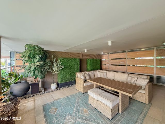7137 E RANCHO VISTA Drive 2004, Scottsdale, AZ 85251