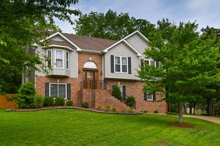 804 Brownstone Ct, Nolensville, TN 37135