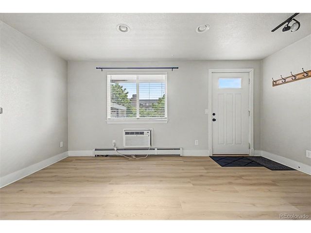 120 S Pennsylvania St 302, Denver, CO 80209